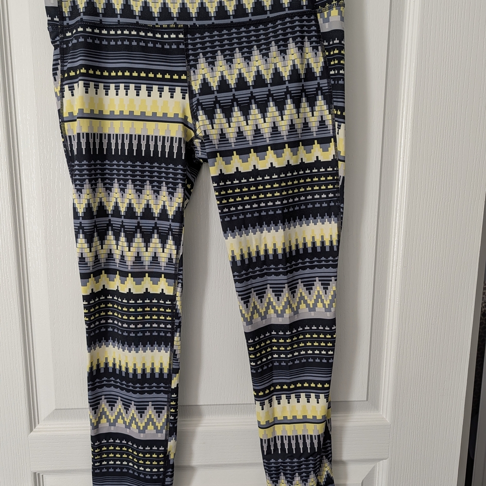 GAP Black and Yellow Patterned Leggings